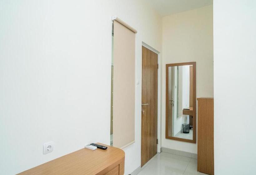 בית מלון כפרי Koolkost Syariah Near Jl Pajajaran Bogor