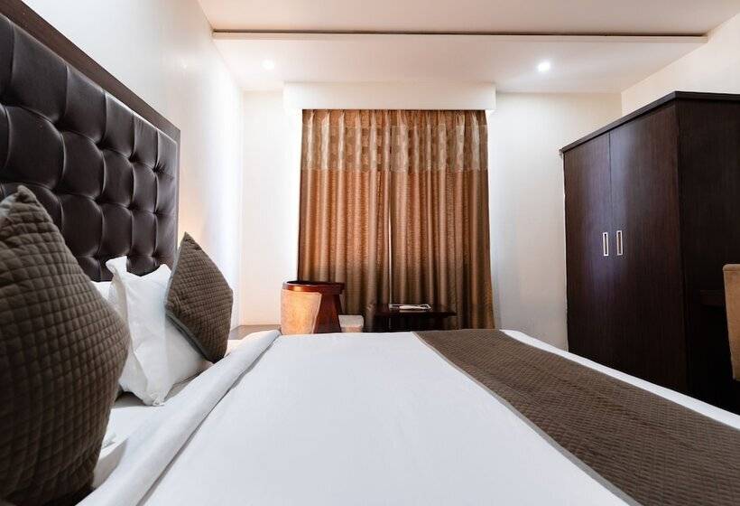 ホテル Krishna By Keymagics