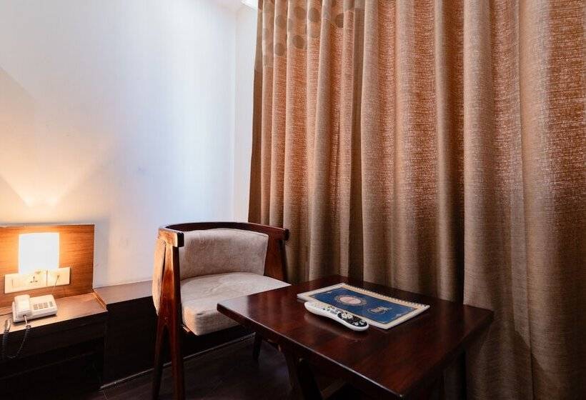 ホテル Krishna By Keymagics