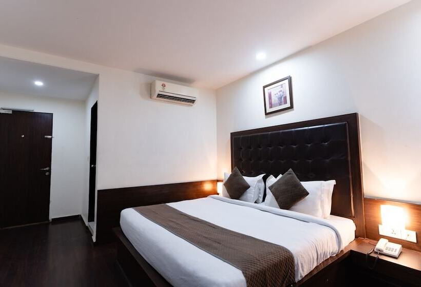 ホテル Krishna By Keymagics