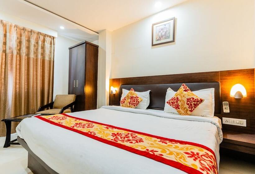 ホテル Krishna By Keymagics