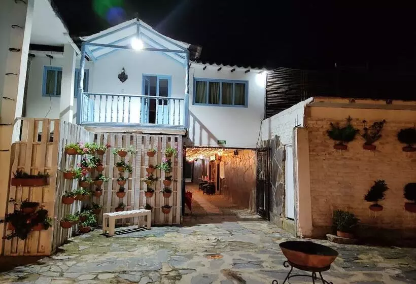 ホテル Laureles De La Villa