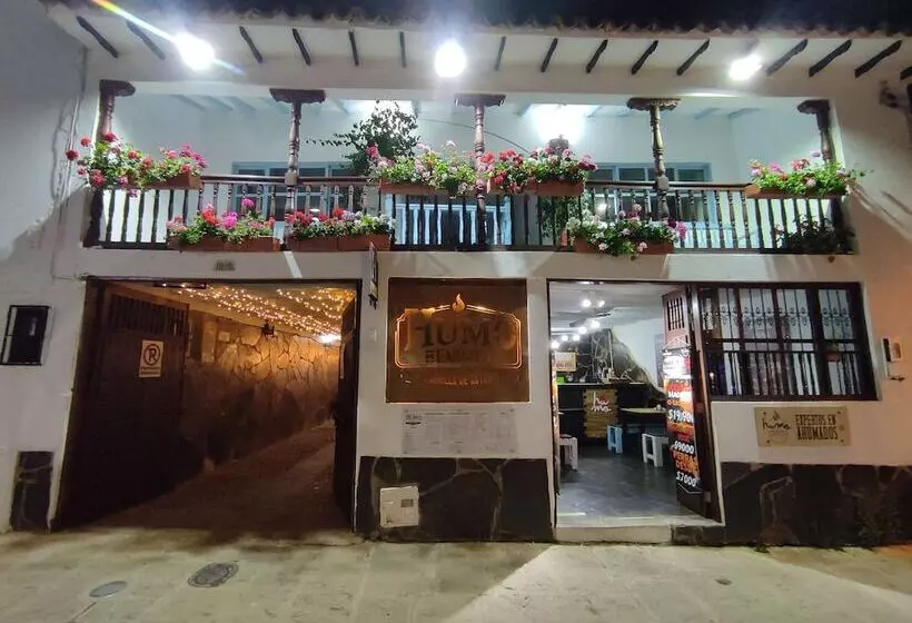 ホテル Laureles De La Villa