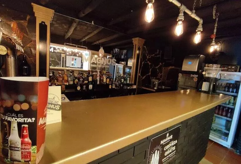 ホテル Laureles De La Villa