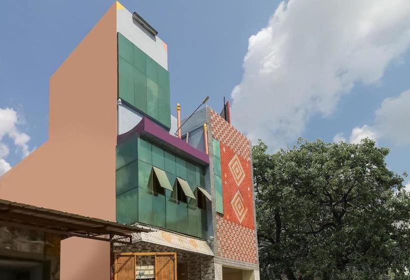 Hotell Oyo 78343 Sri Devi Residency