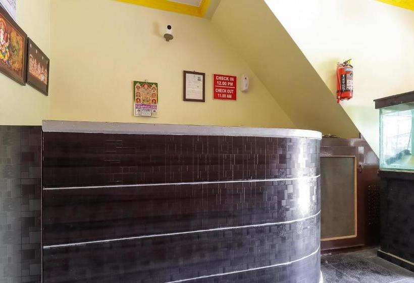 Hotell Oyo 78343 Sri Devi Residency