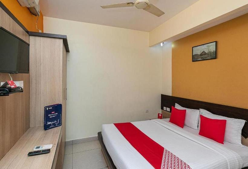 Hotel Oyo 78375 Flagship Golden Inn