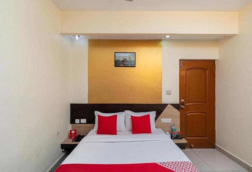 Hotel Oyo 78375 Flagship Golden Inn