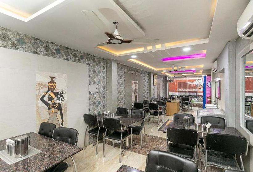 Hotel Oyo 78375 Flagship Golden Inn