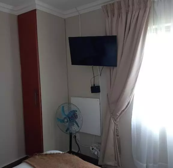 ホテル Troas Boutique