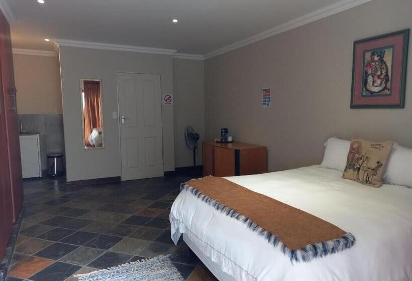 Отель Troas Boutique