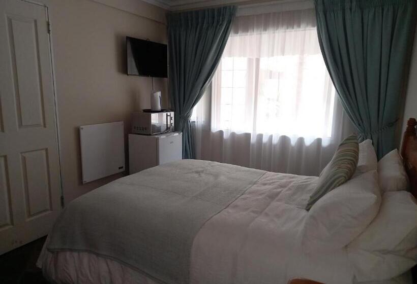 Отель Troas Boutique