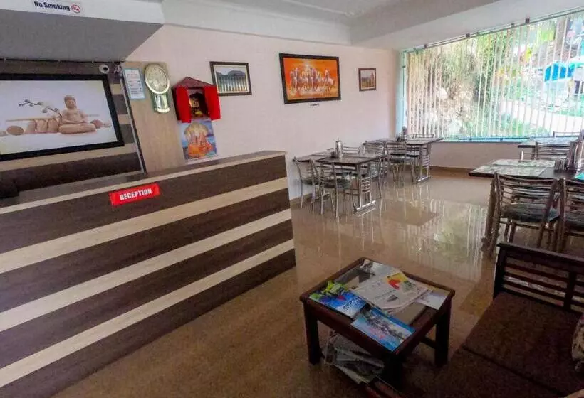ホテル Yes Comfort Villa Guest House