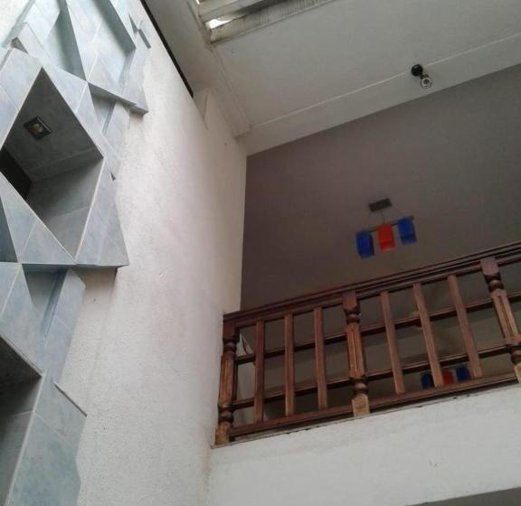 بنسيون Dennis Villa