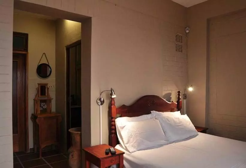 پانسیون Shark Island Airbnb