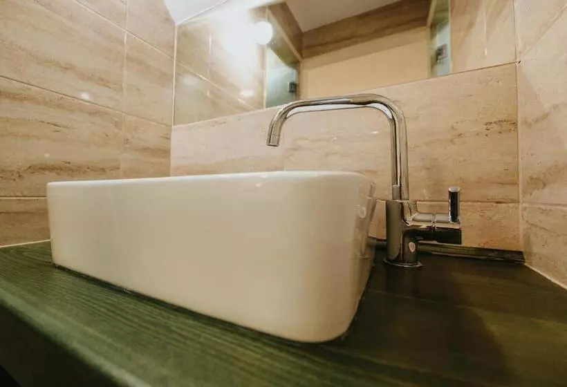 Aamiaismajoitus (B&B) Kádárház