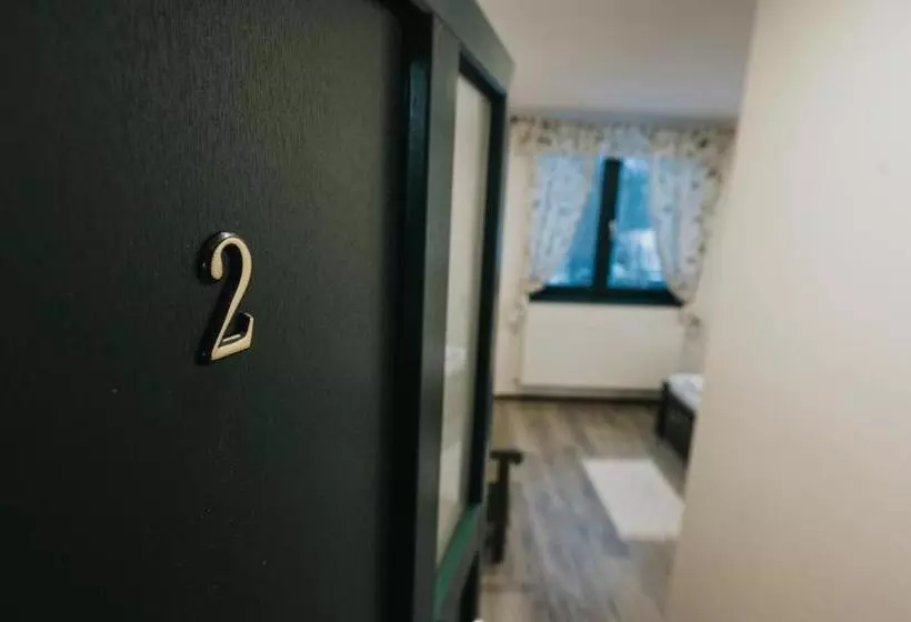 Aamiaismajoitus (B&B) Kádárház