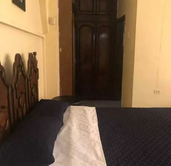 Aamiaismajoitus (B&B) Veranera Hostal