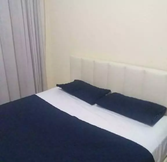 Aamiaismajoitus (B&B) Veranera Hostal