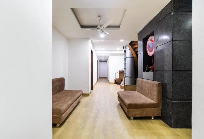 Hotel Capital O Ind679  Rajwada Palace