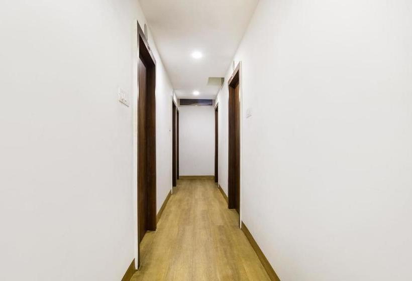 Hotel Capital O Ind679  Rajwada Palace