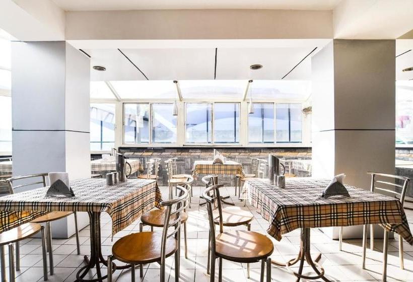 Hotel Capital O Ind679  Rajwada Palace