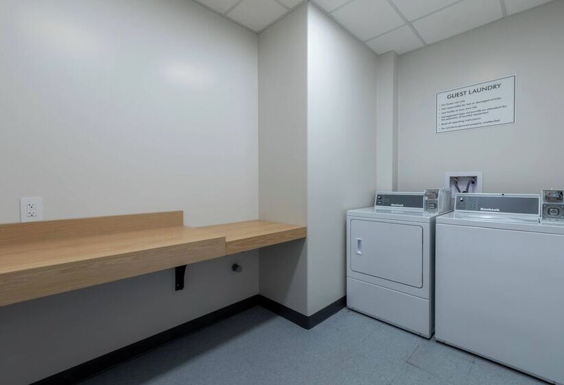 Hotel Fairfield By Marriott Inn & Suites Revelstoke