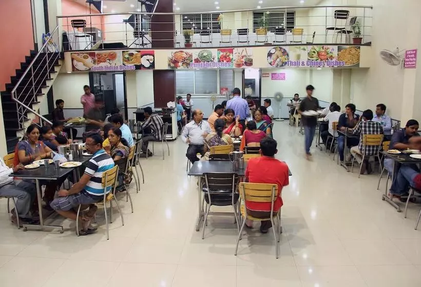 ホテル New Bharti