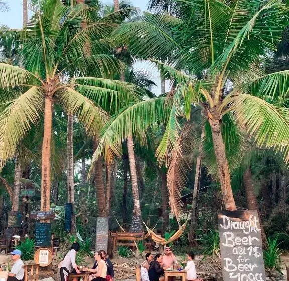 هتل Oliver`s Laguna Eco Lodge