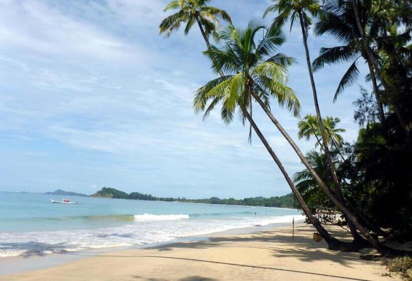 هتل Oliver`s Laguna Eco Lodge