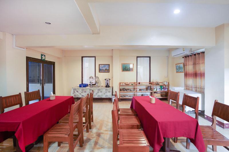 Hotel Oyo 75388 P2 Place