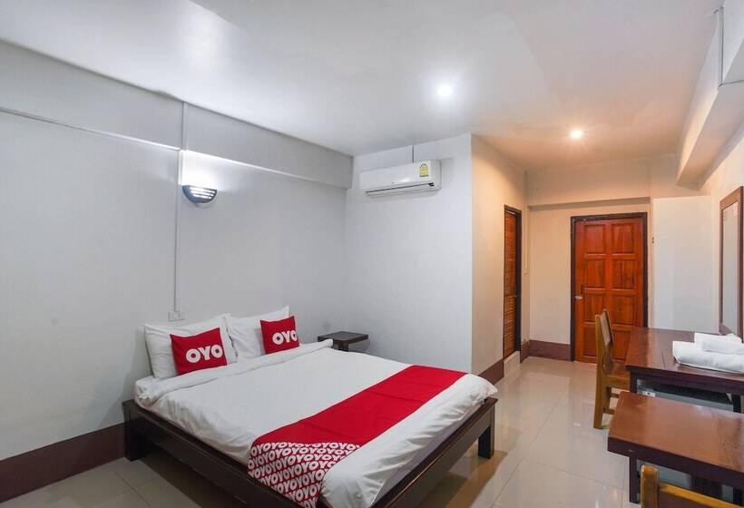 Hotel Oyo 75388 P2 Place