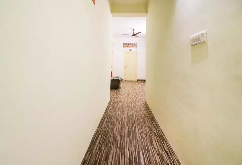 ホテル O Virat Inn
