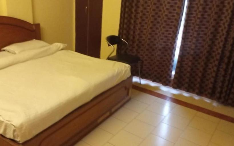 בית מלון כפרי Panchsheel Varanasi