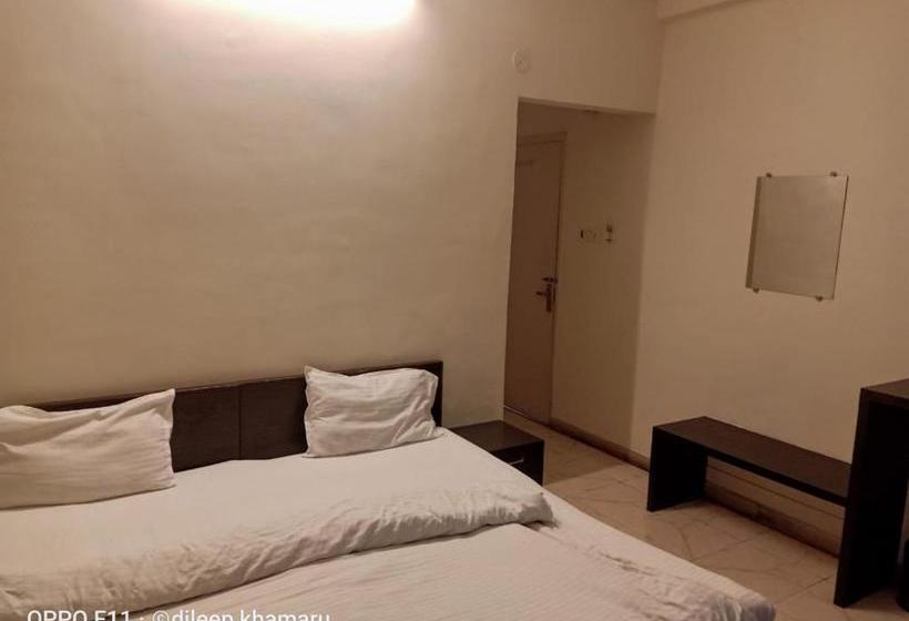 בית מלון כפרי Panchsheel Varanasi