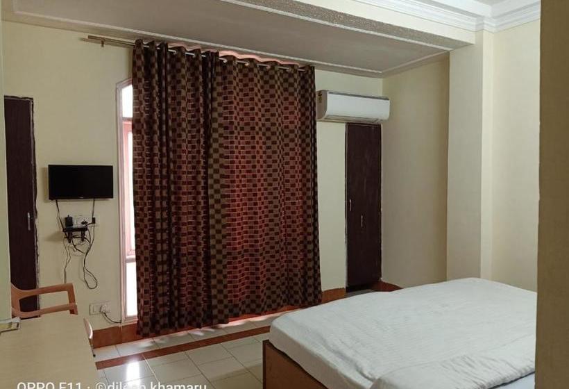 ホテル Panchsheel Varanasi