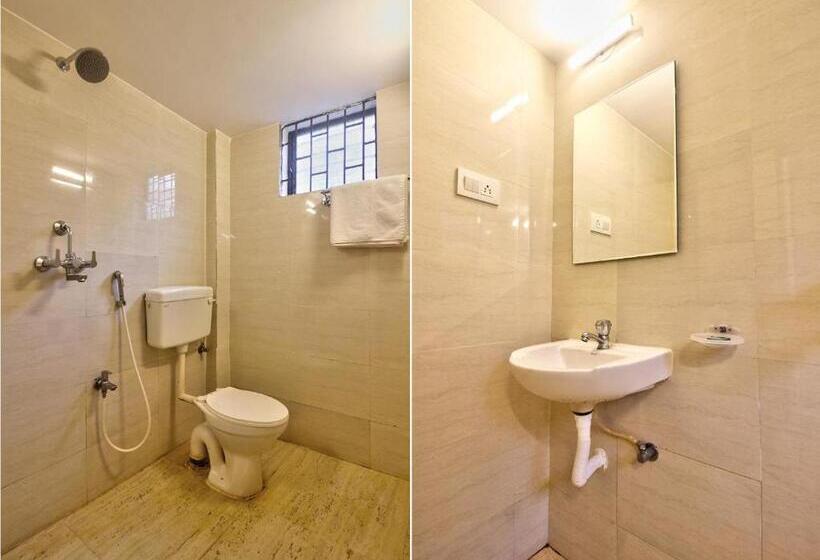 בית מלון כפרי Shrikrishna Studio Goa