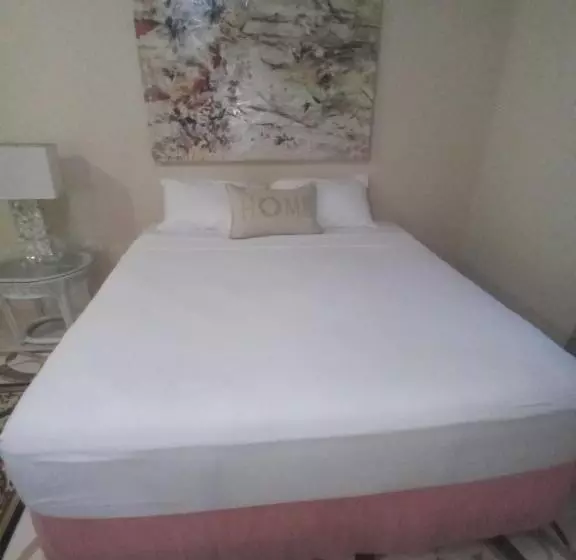 تختخواب و صبحانه Grace Garden Guesthouse