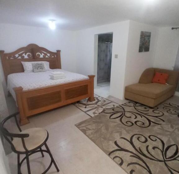 تختخواب و صبحانه Grace Garden Guesthouse