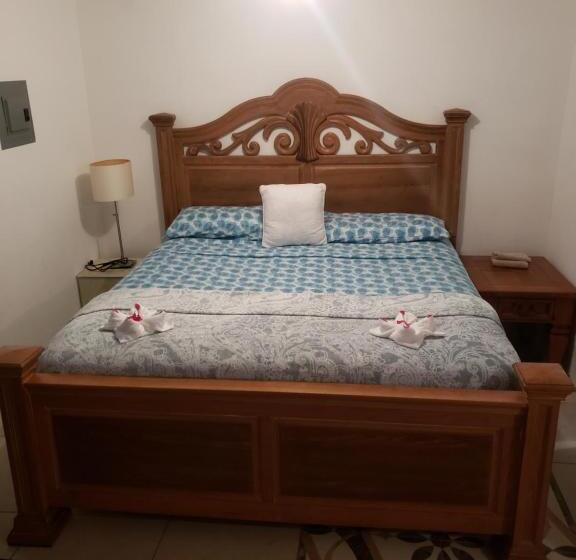 تختخواب و صبحانه Grace Garden Guesthouse