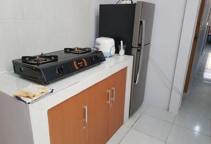 فندق Bambi Gading Serpong