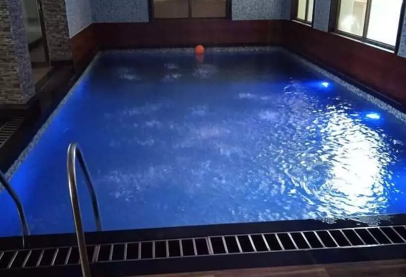 Hotelli Dayal International