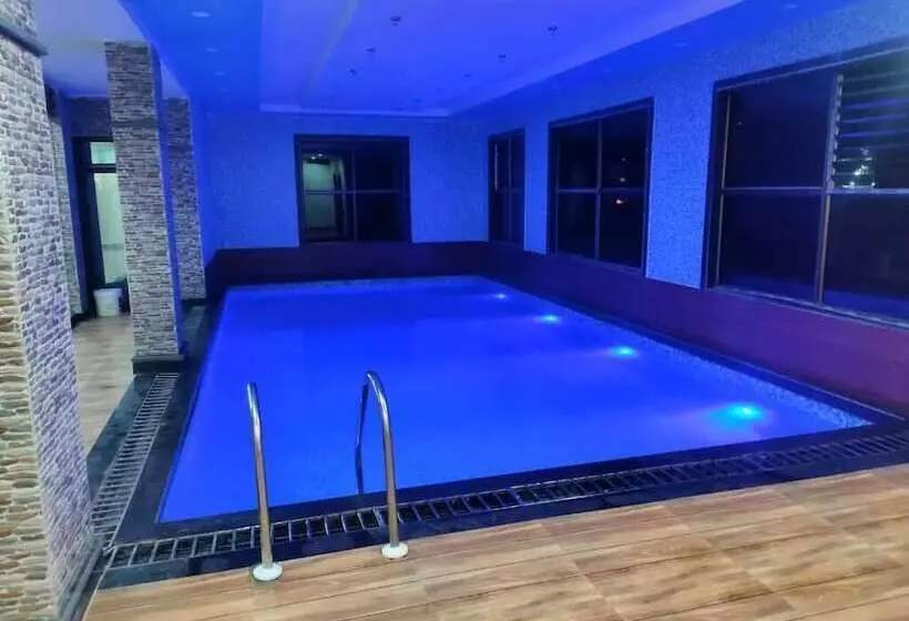 Hotelli Dayal International