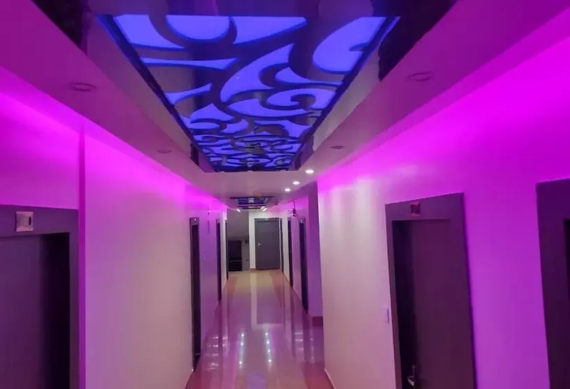 Hotelli Dayal International