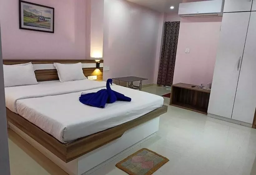 Hotelli Dayal International