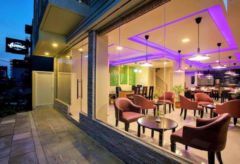 Hotel Eleven Trees Maldives