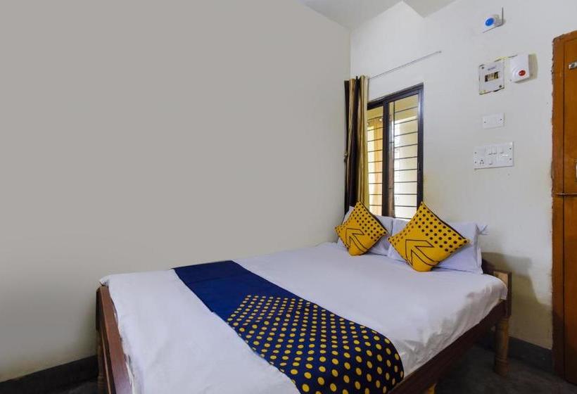 Hotel Oyo 71482 Royal Villa