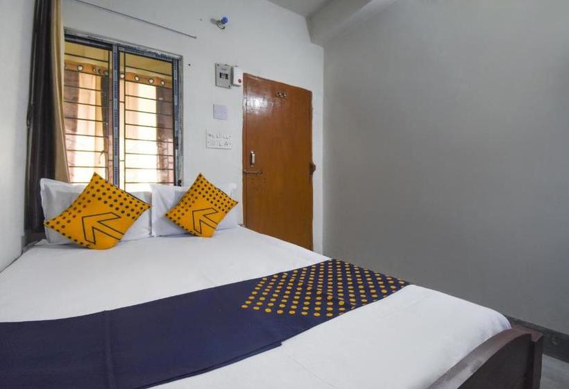 Hotel Oyo 71482 Royal Villa