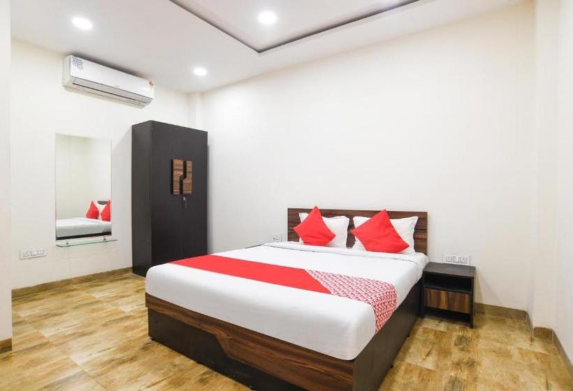 Отель Oyo 77772  Ss Blu