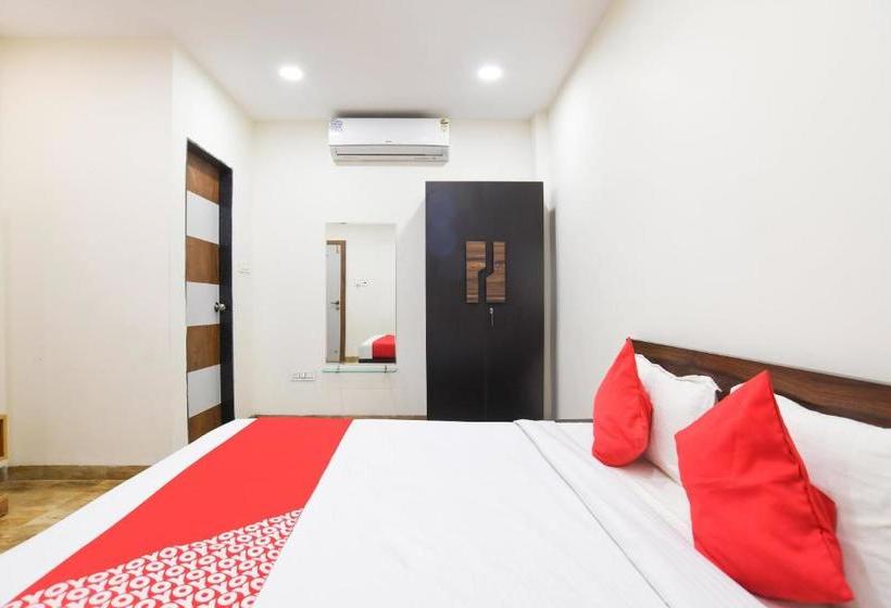 Отель Oyo 77772  Ss Blu